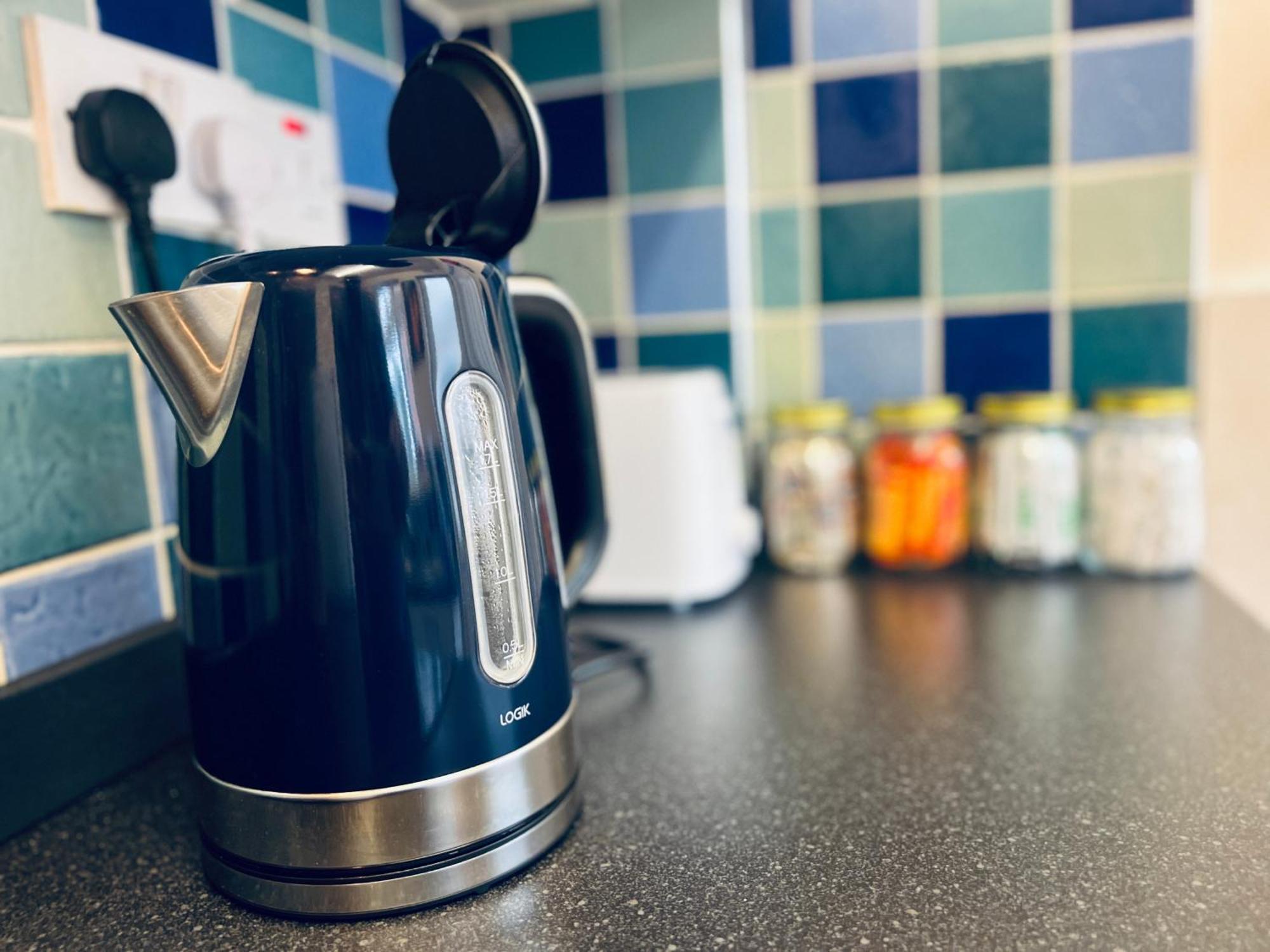 Robin'S Hollow: 2Bd Home Near Wrexham Afc Экстерьер фото